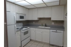 950 S Kanner Hwy APT D26, Stuart, FL 34994, Sold 12/20/19