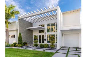 8248 NW 34th St, Doral, FL 33166, Sold 03/13/20