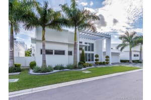 8248 NW 34th St, Doral, FL 33166, Sold 03/13/20