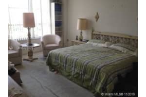 4101 Pine Tree Dr, Miami Beach, FL 33140, Sold 01/08/20
