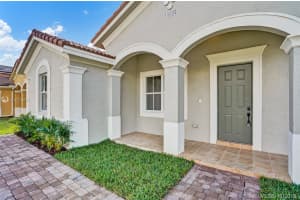 10894 SW 242nd St, Homestead, FL 33032, Sold 02/07/20