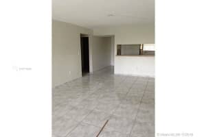 10315 NW 9th St Cir, Miami, FL 33172, Sold 09/09/20