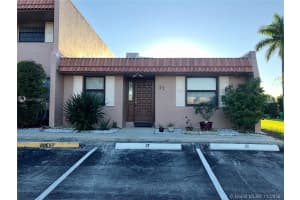 17 N Valencia Dr, Davie, FL 33324, Sold 02/07/20