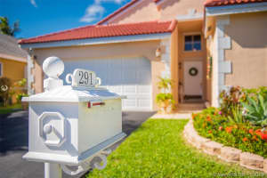 291 Bermuda Springs Dr, Weston, FL 33326, Sold 01/14/20
