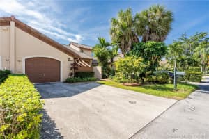 11318 SW 85th Ln, Miami, FL 33173, Sold 01/09/20