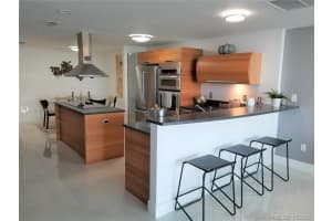 2950 NE 188th St, Miami, FL 33180, Sold 01/07/20