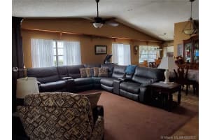 8340 SW 41st Ct, Davie, FL 33328, Sold 04/15/20