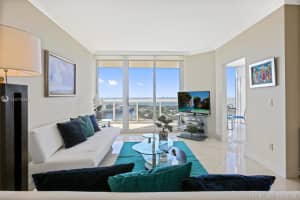 4779 Collins Ave, Miami Beach, FL 33140, Sold 12/30/19