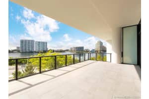 5500 Island Estates Dr #9n, Aventura, FL 33160, Sold 10/30/20