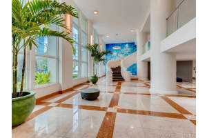 10350 W Bay Harbor Dr #4p, Miami Beach, FL 33154, Sold 08/28/20