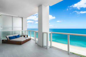 100 South Pointe Dr, Miami Beach, FL 33139, Sold 12/15/21