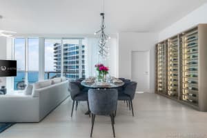 100 South Pointe Dr, Miami Beach, FL 33139, Sold 12/15/21