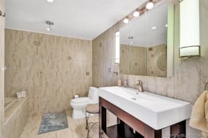 400 Leslie Dr, Hallandale Beach, FL 33009, Sold 06/30/20
