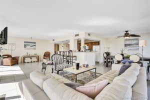400 Leslie Dr, Hallandale Beach, FL 33009, Sold 06/30/20