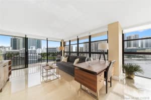 200 Leslie Dr, Hallandale Beach, FL 33009, Sold 02/16/21