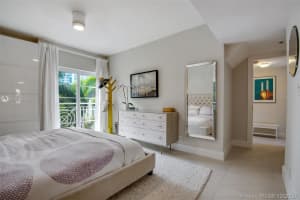 100 Jefferson Ave, Miami Beach, FL 33139, Sold 01/07/21