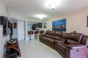 15535 Miami Lakeway N, Miami Lakes, FL 33014, Sold 03/18/20