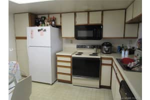 415 SW 113th Way, Pembroke Pines, FL 33025, Sold 03/11/20