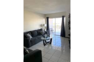 400 Kings Point Dr, Sunny Isles Beach, FL 33160, Sold 11/17/20