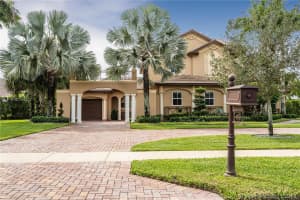 14250 Jockey Cir, Davie, FL 33330, Sold 02/24/21
