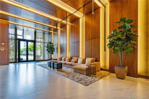 2960 NE 207th St, Aventura, FL 33180, Sold 04/07/20