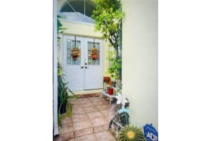 10001 Olive St, Miramar, FL 33025, Sold 02/12/20