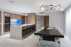 450 Alton Rd, Miami Beach, FL 33139, Sold 04/30/20