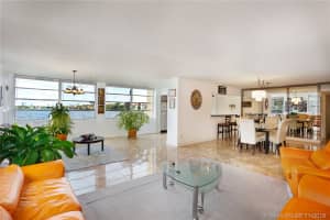 445 NE 195th St, Miami, FL 33179, Sold 03/24/20