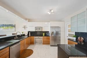 17050 N Bay Rd, Sunny Isles Beach, FL 33160, Sold 03/09/20