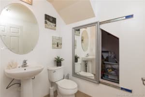 393 NE 37th Ave, Homestead, FL 33033, Sold 01/21/20