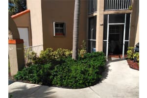 8842 SW 3rd St, Pembroke Pines, FL 33025, Sold 09/30/20