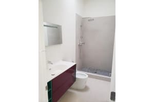 221 NE 212th St, Miami, FL 33179, Sold 10/08/20