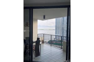 520 Brickell Key Dr, Miami, FL 33131, Sold 06/01/21