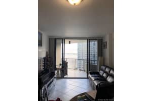 520 Brickell Key Dr, Miami, FL 33131, Sold 06/01/21