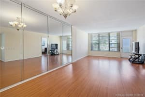 3181 S Ocean Dr, Hallandale Beach, FL 33009, Sold 06/08/20
