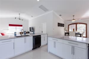 8855 NW 45th Pl, Coral Springs, FL 33065, Sold 01/21/20