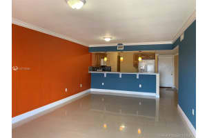 1800 W 54th St, Hialeah, FL 33012, Sold 01/10/20