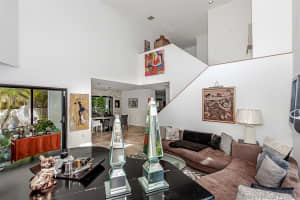 2545 NE 206th Ln, Miami, FL 33180, Sold 01/08/21