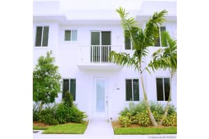 2621 NE 212th Terrace, Miami, FL 33180, Sold 10/01/20
