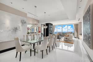 800 South Pointe Dr, Miami Beach, FL 33139, Sold 03/30/21