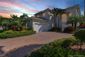 19401 Diplomat Dr, Miami, FL 33179, Sold 06/28/21