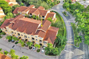 21396 Marina Cove Cir, Miami, FL 33180, Sold 10/23/20