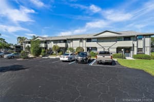 8388 SE Croft Cir, Hobe Sound, FL 33455, Sold 04/14/20