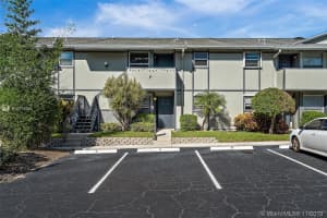 8388 SE Croft Cir, Hobe Sound, FL 33455, Sold 04/14/20