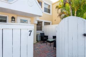 4510 SW 68th Ct Cir, Miami, FL 33155, Sold 04/02/20