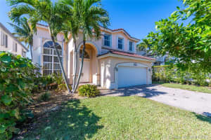 4350 SW 161st Pl, Miami, FL 33185, Sold 08/26/20