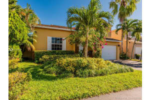 8255 NW 192nd Terrace, Hialeah, FL 33015, Sold 12/24/19