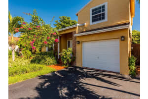 8255 NW 192nd Terrace, Hialeah, FL 33015, Sold 12/24/19