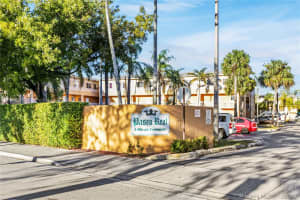 6235 SW Kendale Lakes Cir, Miami, FL 33183, Sold 02/18/20