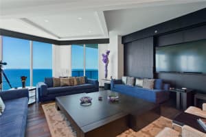 2711 S Ocean Dr, Hollywood, FL 33019, Sold 01/29/20